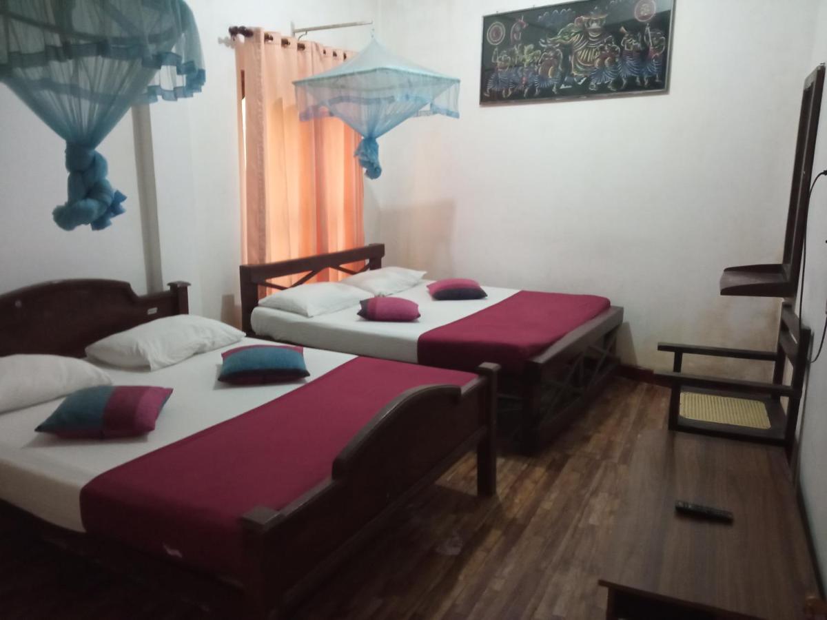 Bevary City Hotel Anuradhapura Luaran gambar