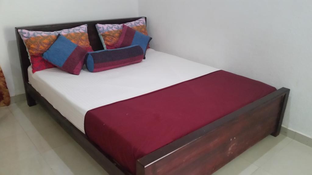 Bevary City Hotel Anuradhapura Luaran gambar