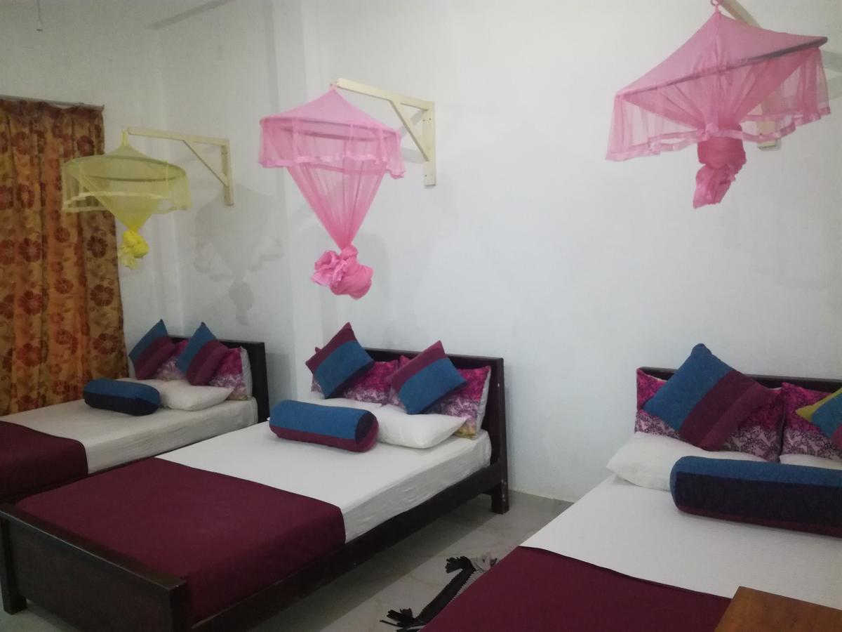 Bevary City Hotel Anuradhapura Luaran gambar